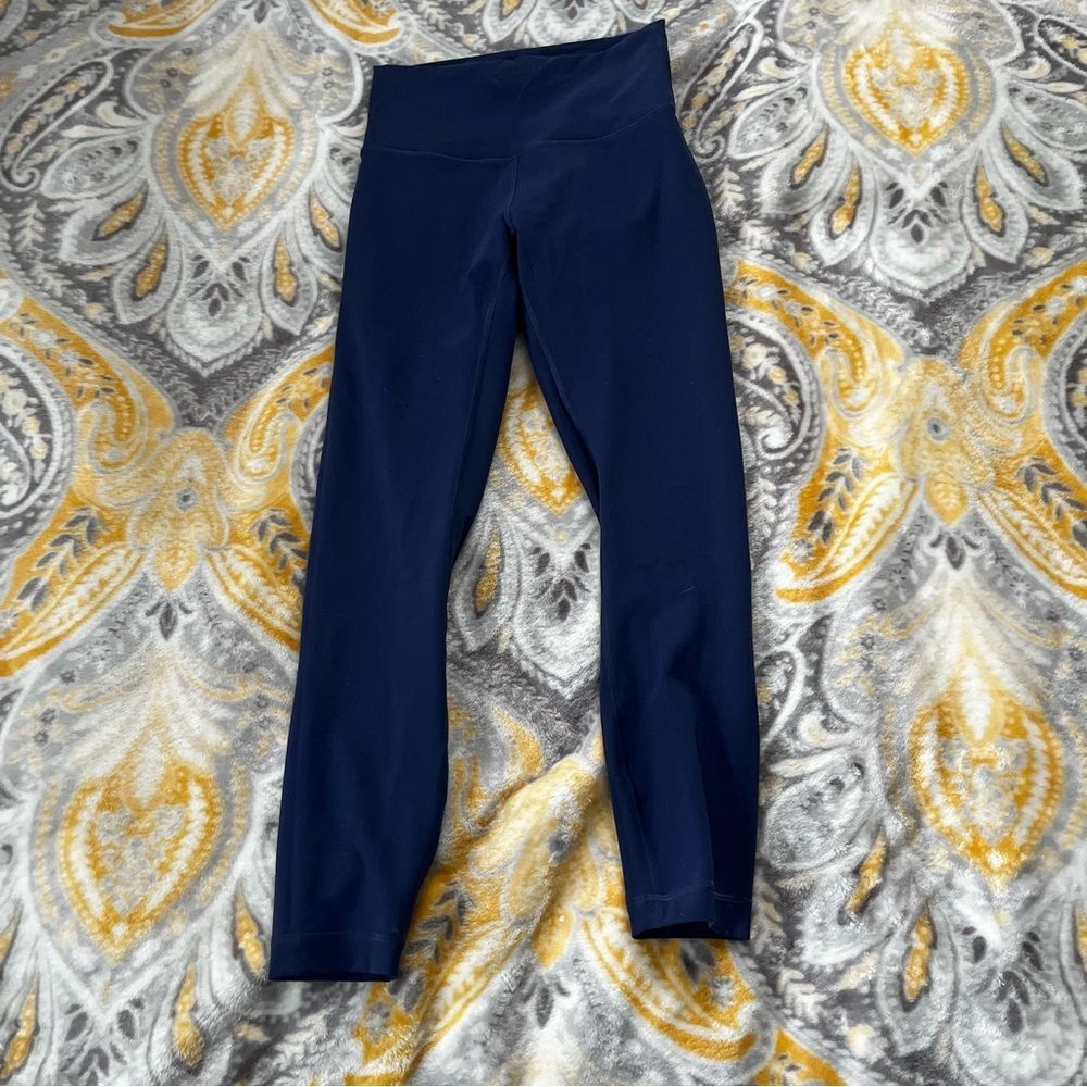 Lululemon blue wunder train 25” leggings size 6